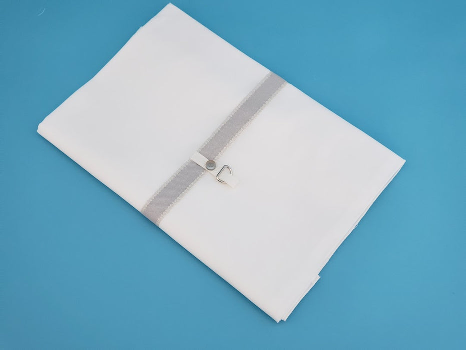 1 Piece - Boy's Oil Sheet- Paxos