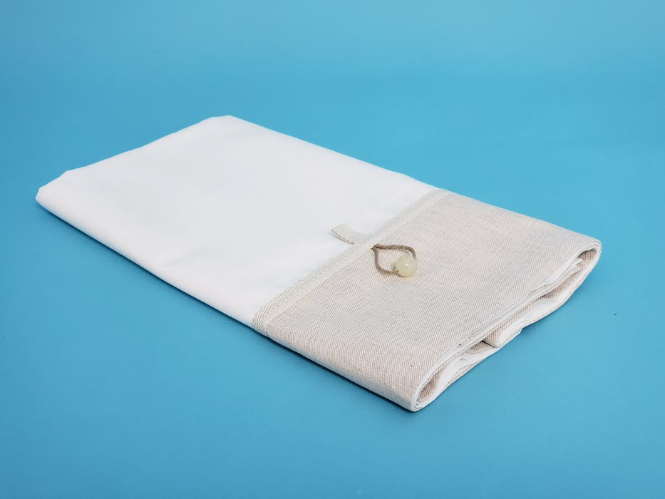 1 Piece - Boy's Oil Sheet- Albert