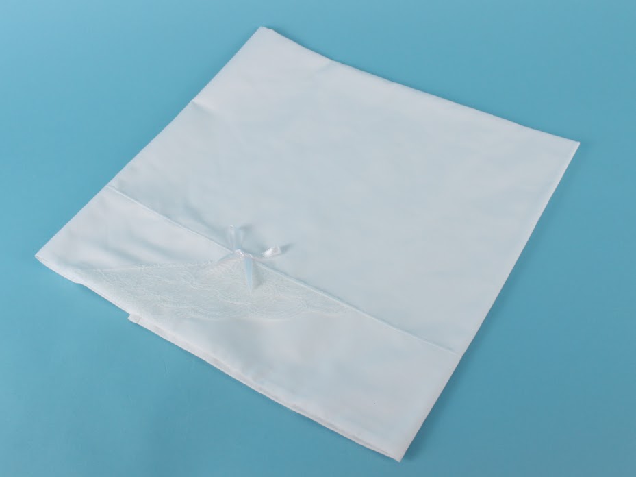1 Piece - Girl's Oil Sheet- Simple and Chic