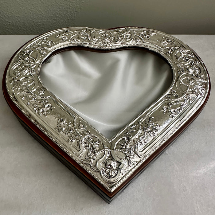Silver Plated Heart Crown Case - Stefanothiki