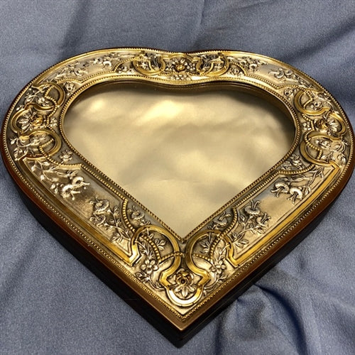 Stefanothiki Heart with Gold Plating Case